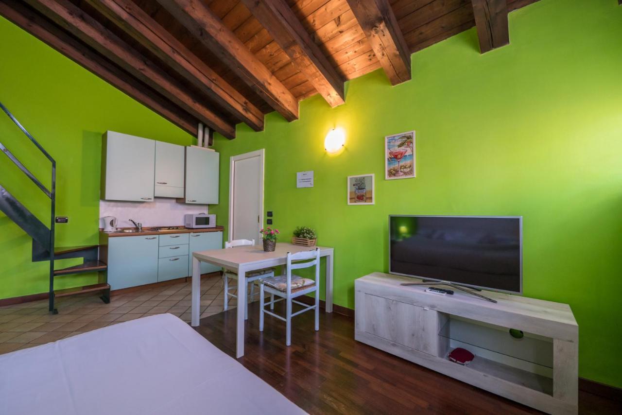 דסנזאנו דל גארדה Gardappartamenti Carducci City Centre מראה חיצוני תמונה